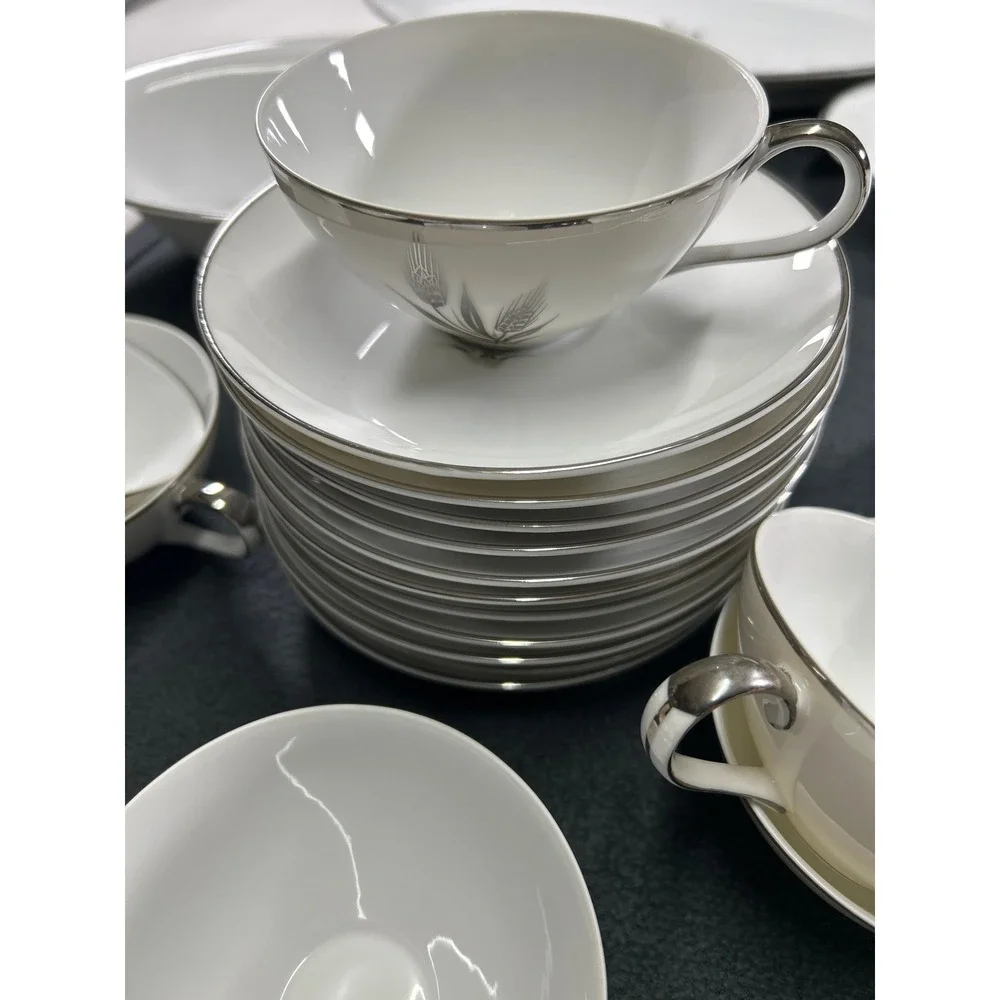 S China Japan A-5263 Fine China Set Silver Wheat White Porcelain Vintage 20+ Pcs